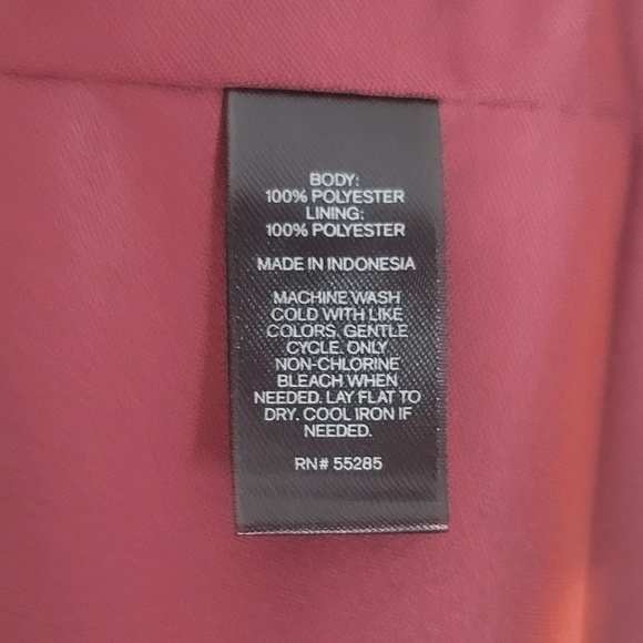 Express scallop dress - Picture 16 of 17